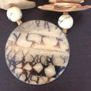 Vintage Tribal wood & coconut 🥥 shell tribal necklace